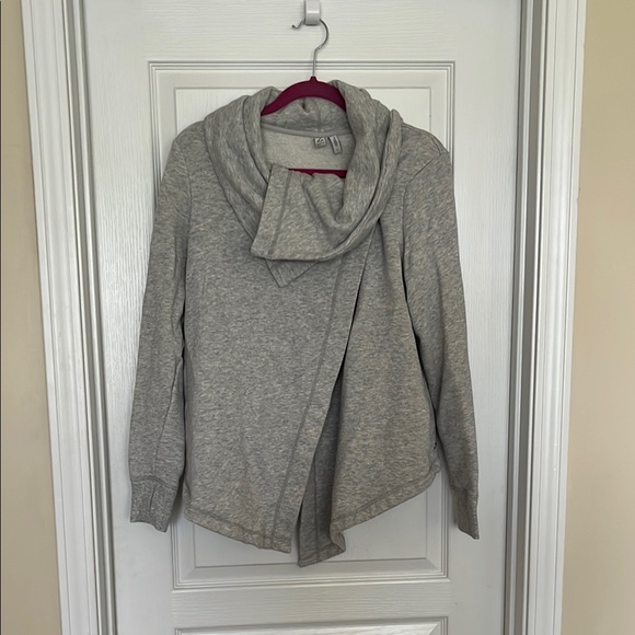 Zella Sweaters - Zella Gray Women's Sweater